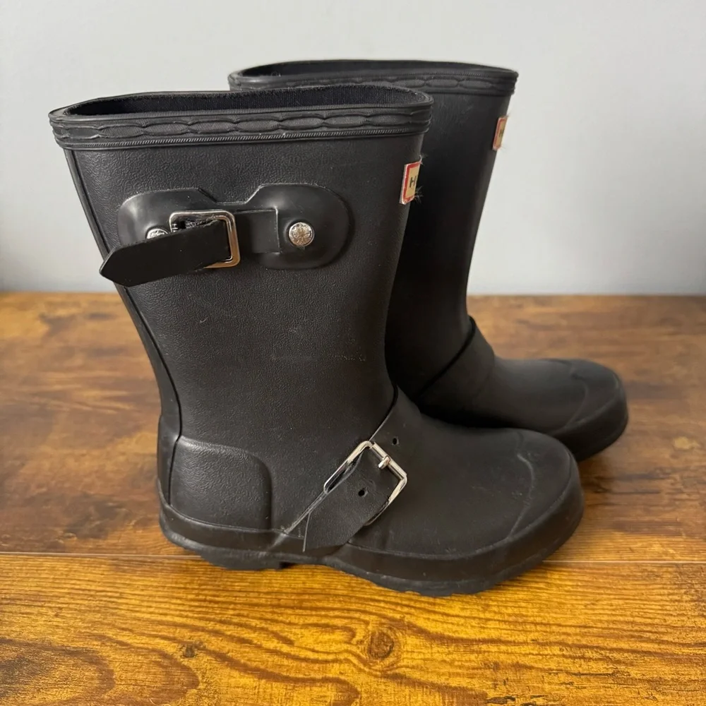 Hunter Kids Black Short Biker‎ Moto Buckle Rain Boots Size 11
